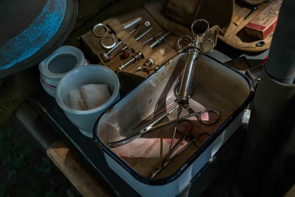 Ophthalmology surgical instruments
